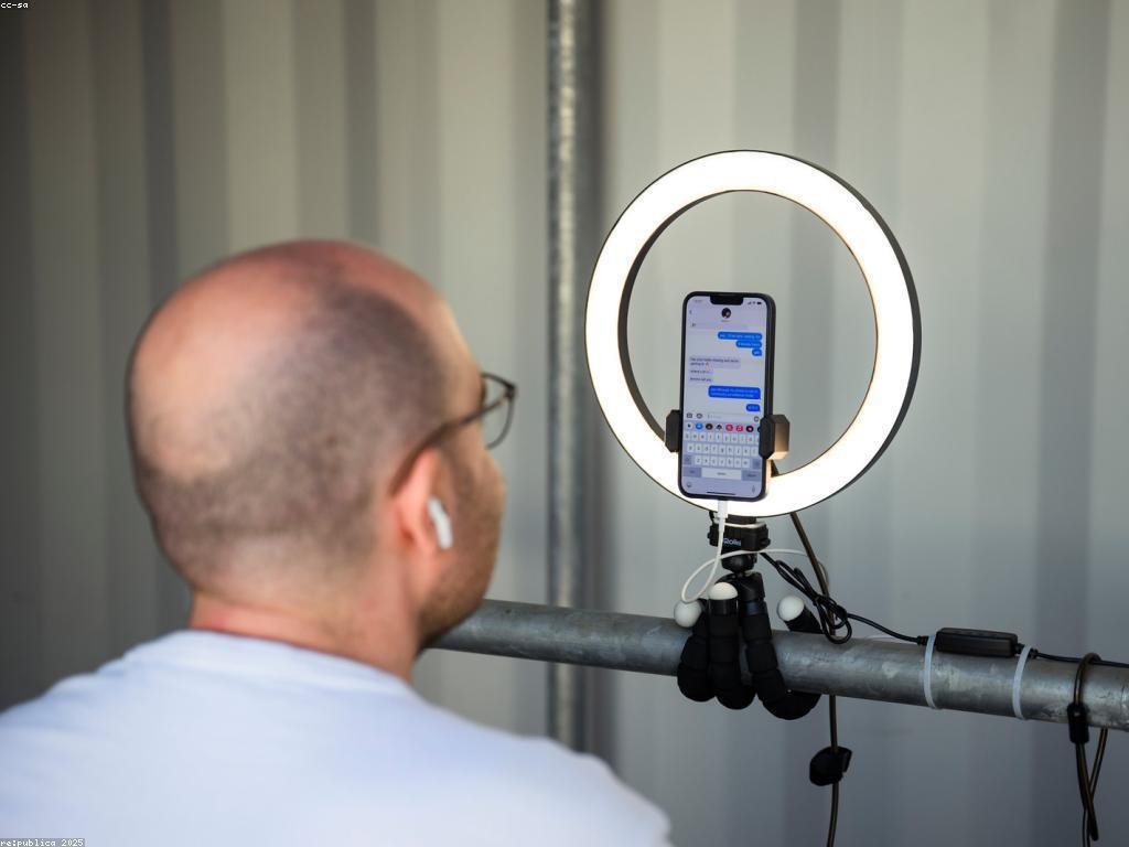 សារៈសំខាន់នៃព្រឹត្តិការណ៍ស្លុតក្នុងសង្គម